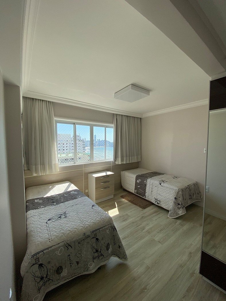 Apartamento Frente Mar em Balneário Camboriú