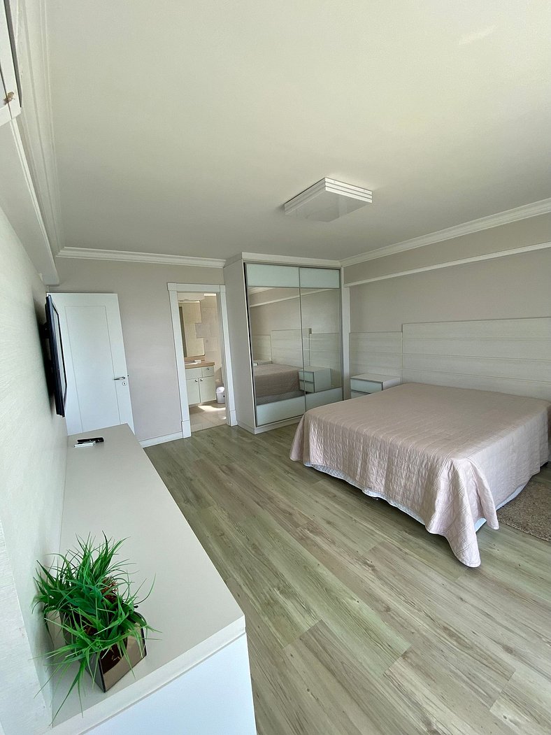 Apartamento Frente Mar em Balneário Camboriú