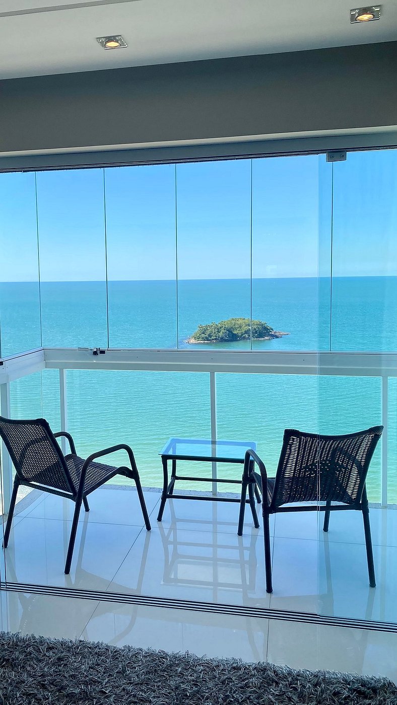 Apartamento Frente Mar em Balneário Camboriú